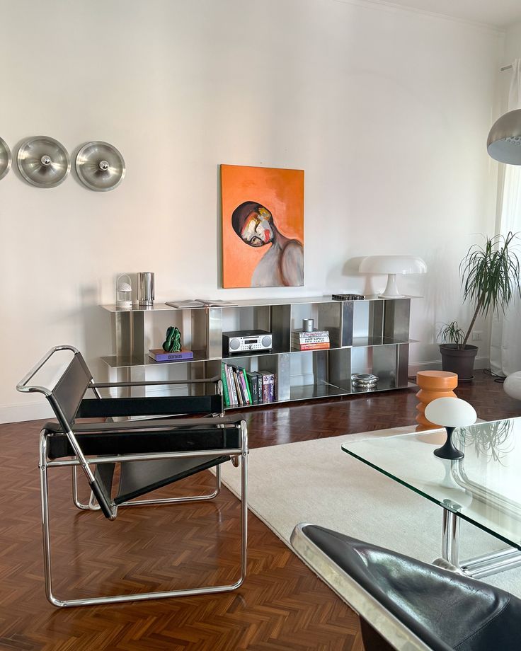 Chrome and Tubular Steel Furniture Guide: Modern Furniture